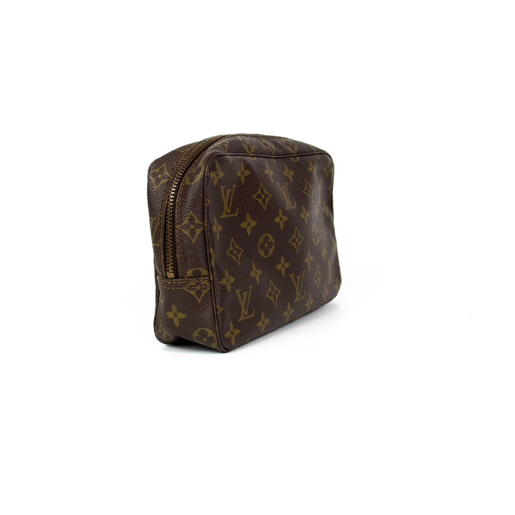 Louis Vuitton Trousse Toilette 23