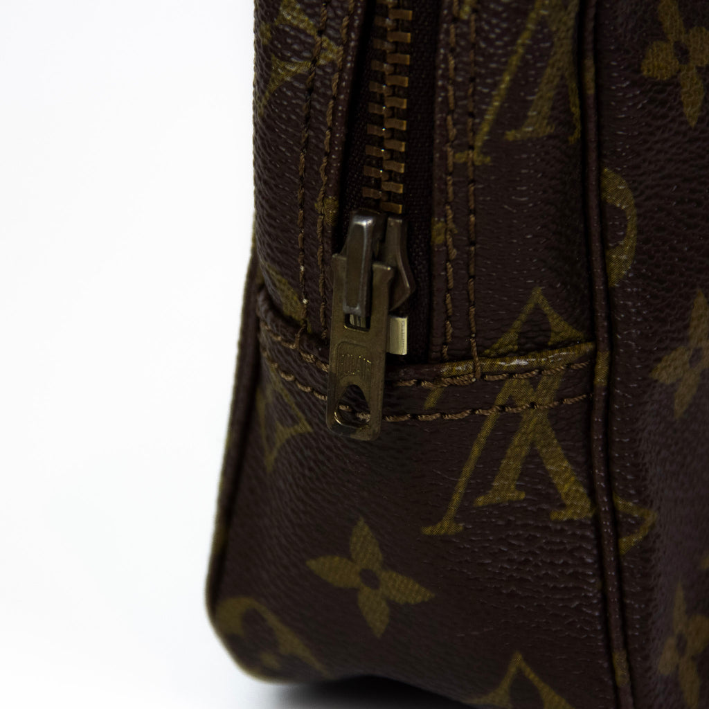 Louis Vuitton Trousse Toilette 23